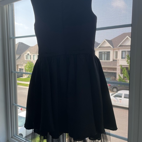 Ladies Dress - Picture 2 of 3